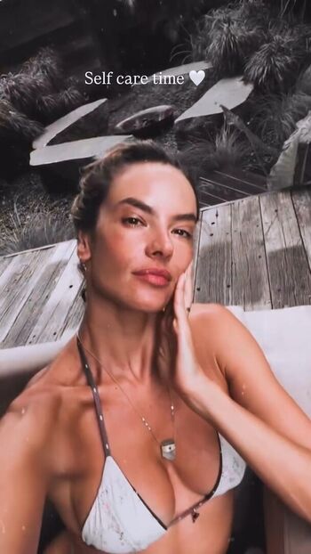 🔥 Alessandra ambrosio  page leaked private photo uncensored full