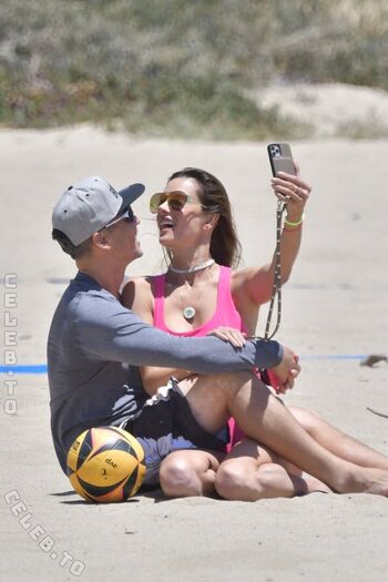 🔥 Alessandra ambrosio  page leaked private photo uncensored full