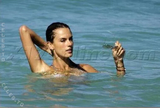 🔥 Alessandra ambrosio leaked private photo uncensored full