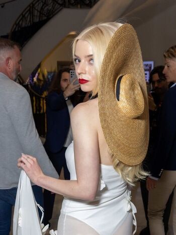 🔥 Anya taylor joy  page leaked private photo uncensored full