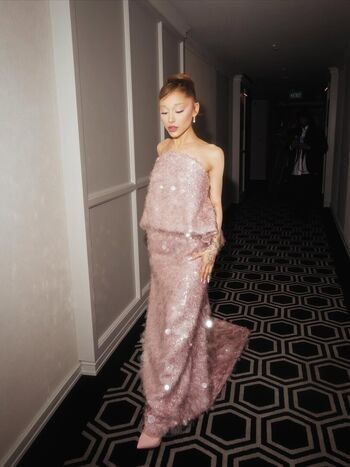 🔥 Ariana grande leaked private photo uncensored full