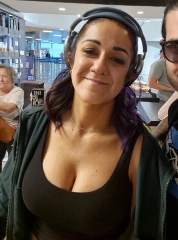 🔥 Bayley wwe wrestler leaked private photo uncensored full