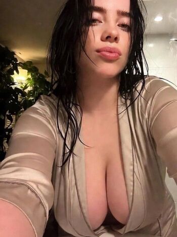 🔥 Billie eilish fake page leaked private photo uncensored full