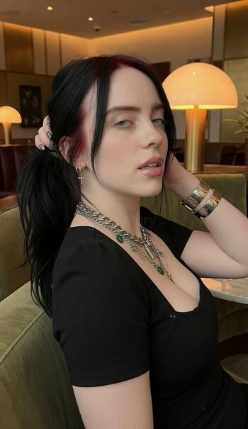 🔥 Billie eilish fake page leaked private photo uncensored full