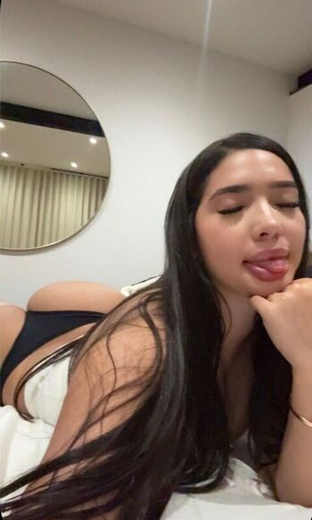 🔥 Camiihenaoo leaked private photo uncensored full