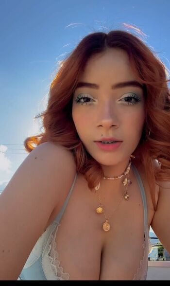 🔥 Chaparrita linda page leaked private photo uncensored full