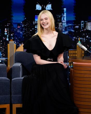 🔥 Elle fanning leaked private photo uncensored full