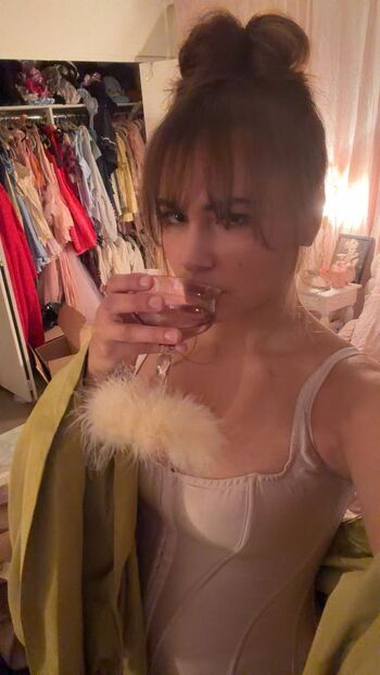 🔥 Ester dobrik page leaked private photo uncensored full