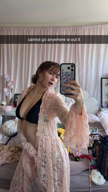 🔥 Ester dobrik page leaked private photo uncensored full