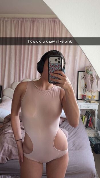 🔥 Ester dobrik page leaked private photo uncensored full