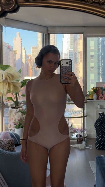 🔥 Ester dobrik page leaked private photo uncensored full