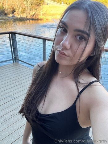 🔥 Giannagreyx page leaked private photo uncensored full