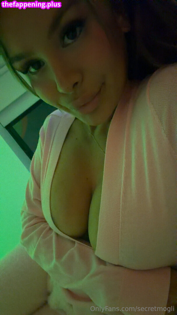 🔥 Molly cemma leaked private photo uncensored full