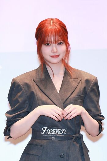 🔥 Hong eunchae  page leaked private photo uncensored full