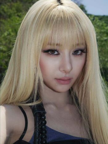 🔥 Huh yunjin  page leaked private photo uncensored full
