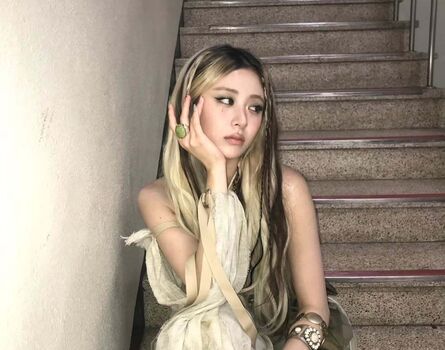 🔥 Huh yunjin  page leaked private photo uncensored full