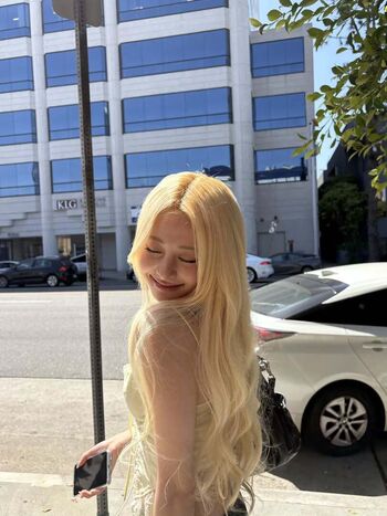 🔥 Huh yunjin  page leaked private photo uncensored full