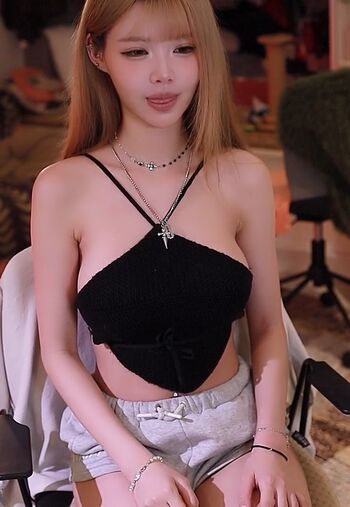 🔥 Irissiri leaked private photo uncensored full