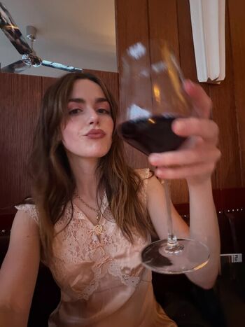 🔥 Kiernan shipka  page leaked private photo uncensored full