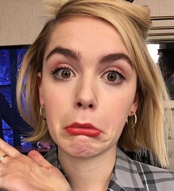 🔥 Kiernan shipka  page leaked private photo uncensored full
