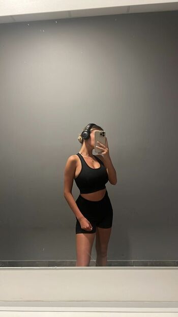 🔥 Laurapourlesintimes page leaked private photo uncensored full