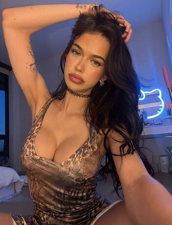 🔥 Luvstruck  page leaked private photo uncensored full