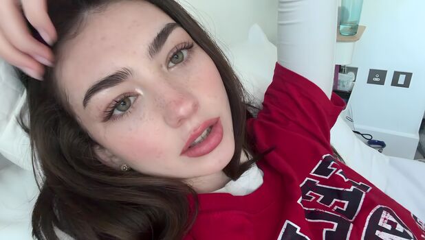 🔥 Lyzzahh page leaked private photo uncensored full