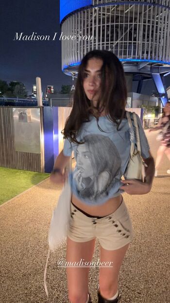 🔥 Lyzzahh page leaked private photo uncensored full