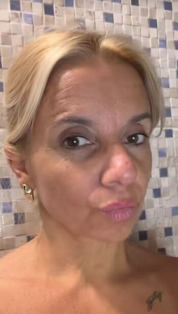 🔥 Mature women page leaked private photo uncensored full