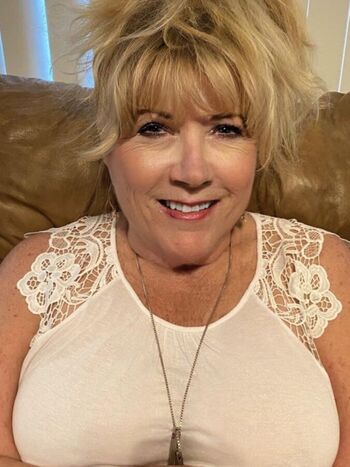 🔥 Mature women leaked private photo uncensored full
