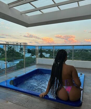 🔥 Medina imani page leaked private photo uncensored full