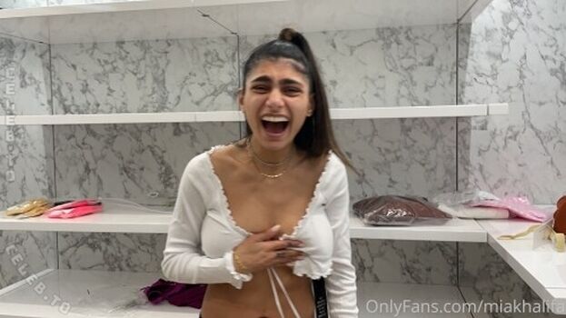 🔥 Mia khalifa leaked private photo uncensored full