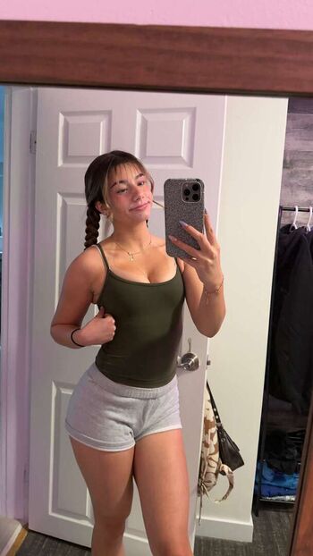 🔥 Mikayla campinos  page leaked private photo uncensored full