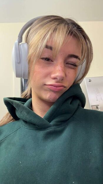 🔥 Mikayla campinos  page leaked private photo uncensored full