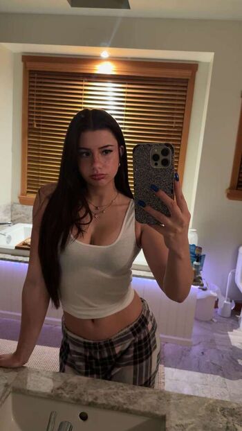🔥 Mikayla campinos  page leaked private photo uncensored full