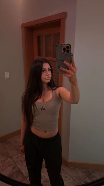 🔥 Mikayla campinos  page leaked private photo uncensored full