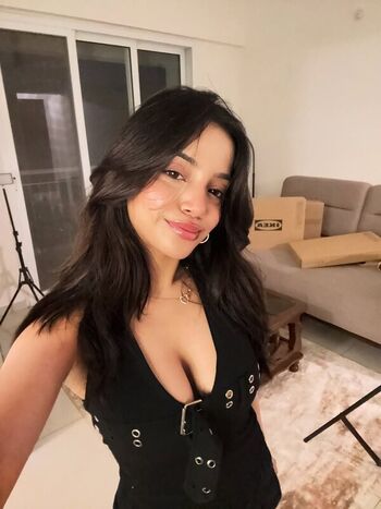 🔥 Muskan karia page leaked private photo uncensored full