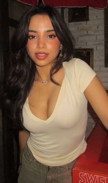 🔥 Muskan karia leaked private photo uncensored full