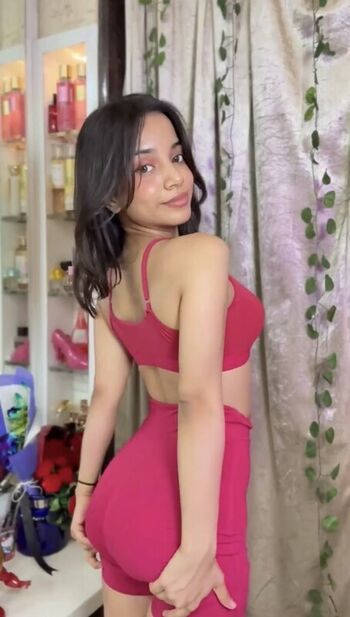 🔥 Muskan karia leaked private photo uncensored full