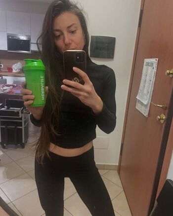 🔥 Ninamissfit model leaked private photo uncensored full