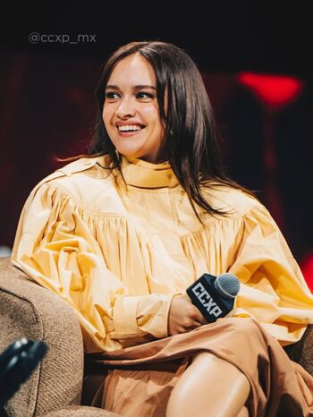 🔥 Olivia cooke page leaked private photo uncensored full
