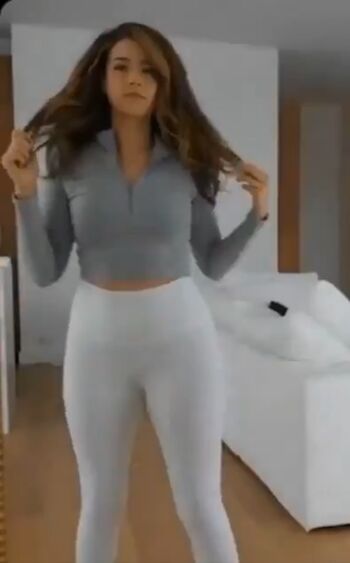 🔥 Pokimane  page leaked private photo uncensored full