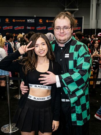 🔥 Pokimane  page leaked private photo uncensored full