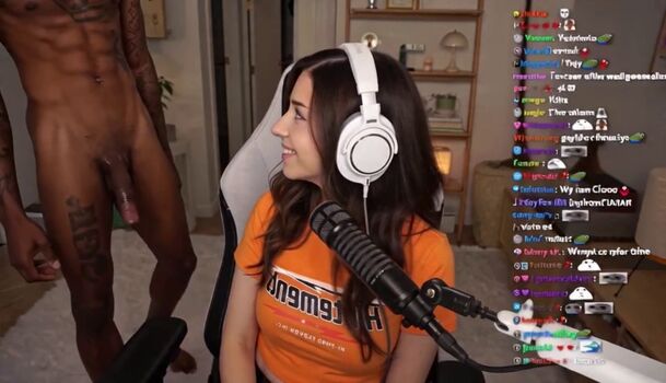 🔥 Pokimane  page leaked private photo uncensored full