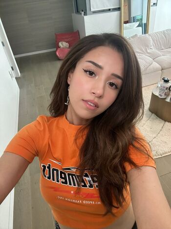🔥 Pokimane  page leaked private photo uncensored full