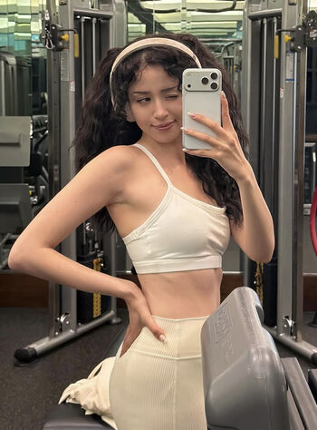 🔥 Pokimane  page leaked private photo uncensored full