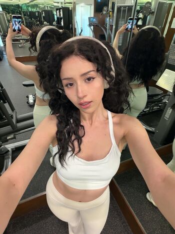 🔥 Pokimane  page leaked private photo uncensored full