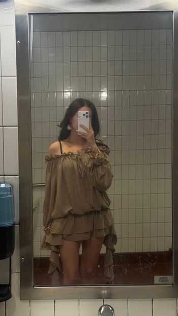 🔥 Pokimane  page leaked private photo uncensored full