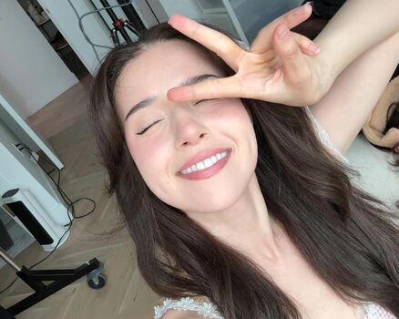 🔥 Pokimane  page leaked private photo uncensored full