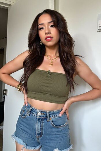 🔥 Pokimane  page leaked private photo uncensored full